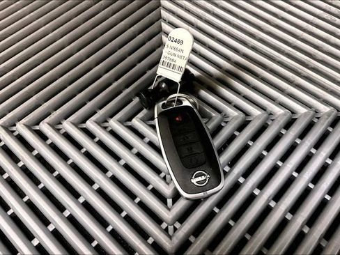 New 2025 Nissan Sentra SR w/ SR Premium Package image 12