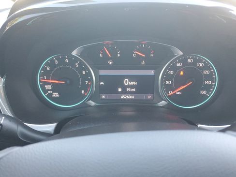 Used 2023 Chevrolet Traverse LT image 31