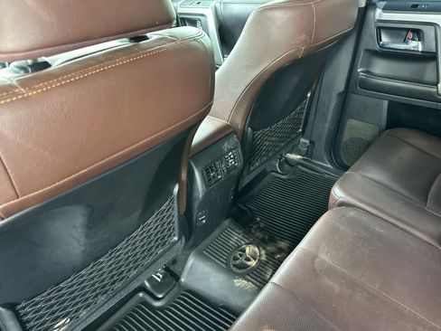 Used 2019 Toyota 4Runner Limited AWD/4WD image 5