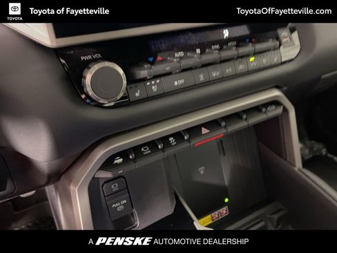 New 2026 Toyota Tundra Limited AWD/4WD image 33