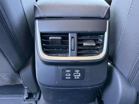 Used 2024 Subaru Outback Premium AWD/4WD image 16