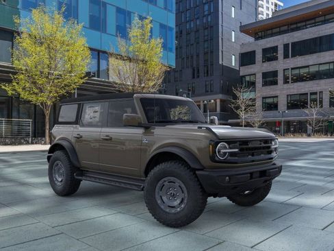 New 2025 Ford Bronco Outer Banks w/ Sasquatch Package image 7