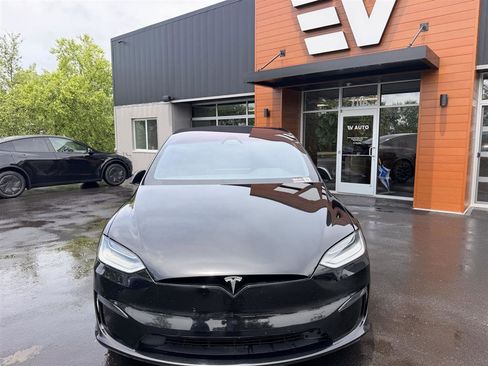 Used 2022 Tesla Model X Plaid AWD/4WD image 3