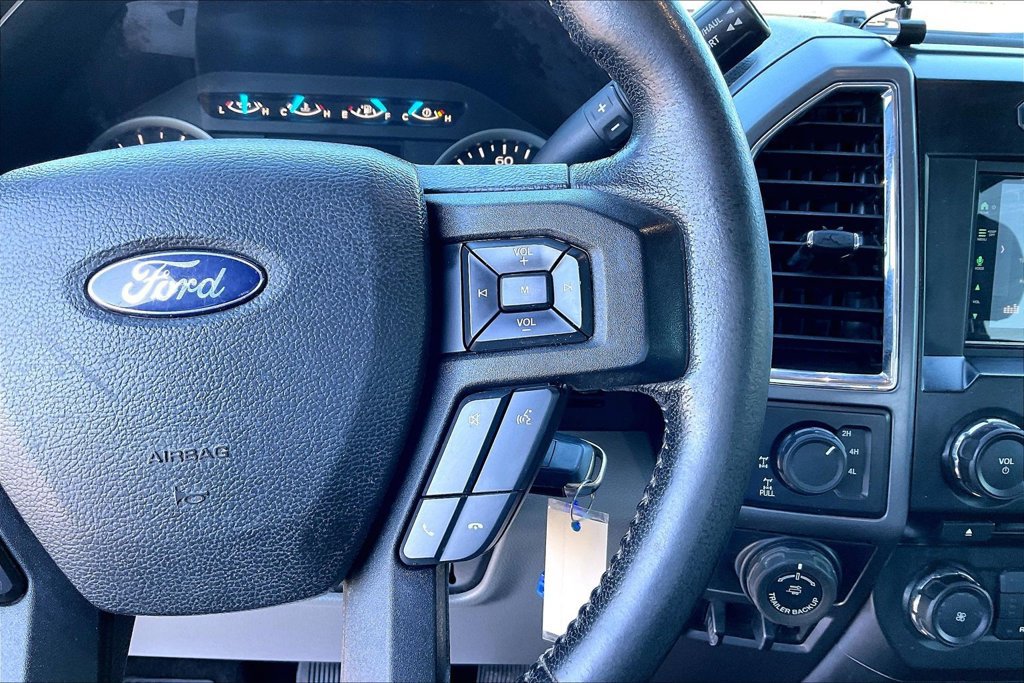 Used 2016 Ford F150 XLT w/ Equipment Group 302A Luxury AWD/4WD image 15