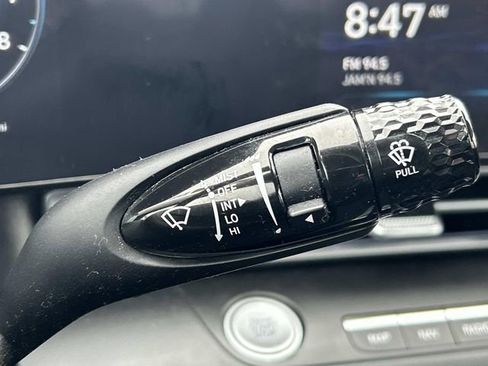 Certified 2024 Hyundai Elantra SEL FWD image 23