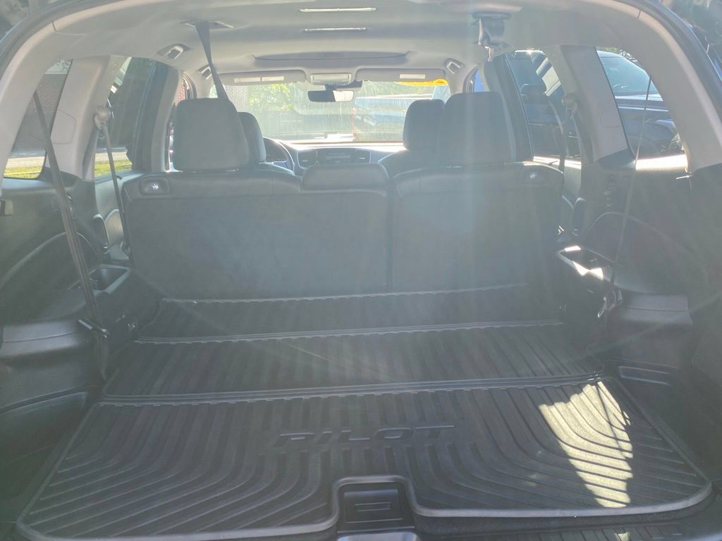Used 2022 Honda Pilot Special Edition image 11