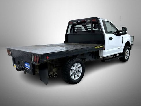 Used 2022 Ford F350 XLT AWD/4WD image 5