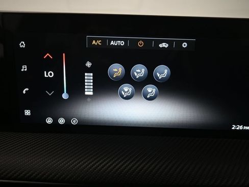 Used 2026 Nissan Kicks SR FWD image 19