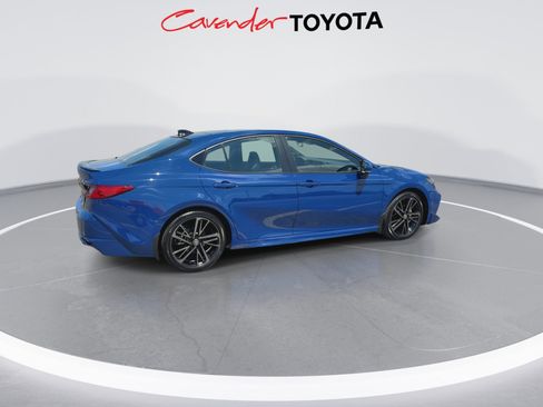 Used 2025 Toyota Camry XSE image 9