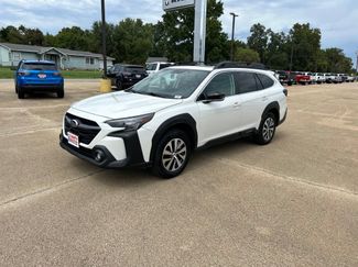 Used 2025 Subaru Outback Premium AWD/4WD video 1