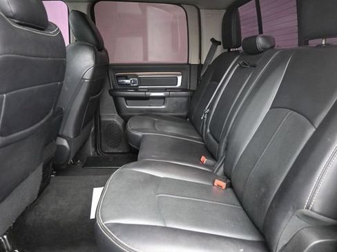 Used 2018 RAM 2500 Laramie w/ Snow Chief Group AWD/4WD image 18