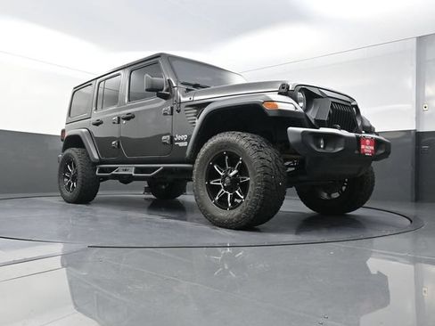 Used 2018 Jeep Wrangler Unlimited Sport AWD/4WD image 30