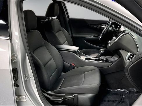 Used 2021 Chevrolet Malibu RS FWD image 26