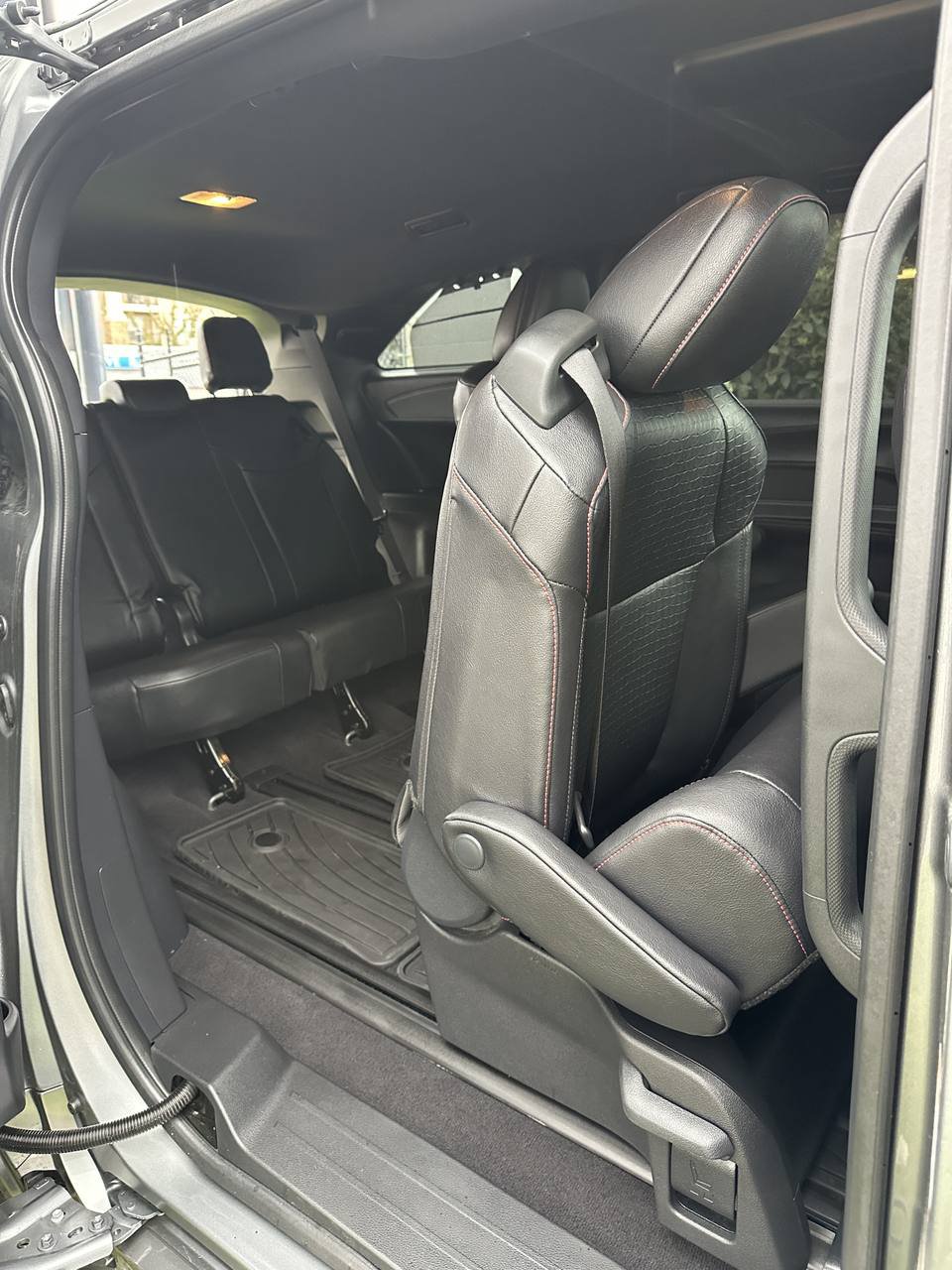 Used 2026 Toyota Sienna XSE AWD/4WD image 25