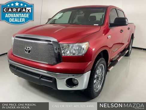 Used 2012 Toyota Tundra 4x4 CrewMax w/ SR5 Pkg image 1