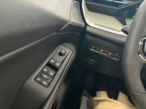 New 2026 Jeep Cherokee Limited AWD/4WD image 37