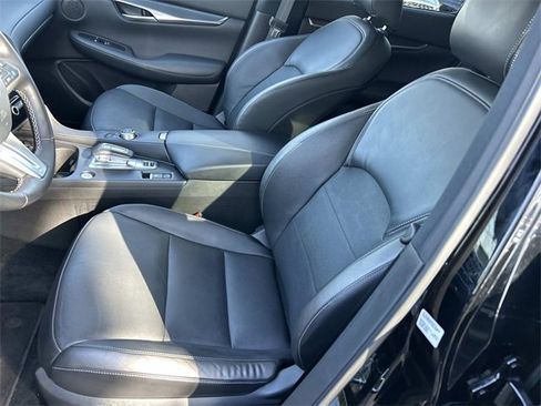 Certified 2025 INFINITI QX50 Luxe image 16