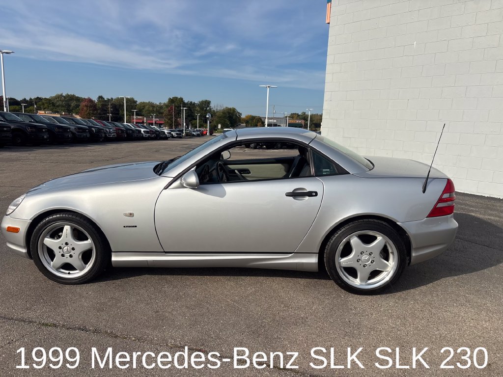 Used 1999 Mercedes-Benz SLK 230 image 2