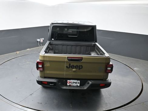 New 2026 Jeep Gladiator Willys AWD/4WD image 34