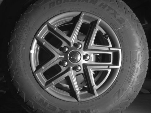 Used 2025 Jeep Wrangler Unlimited Sport AWD/4WD image 14