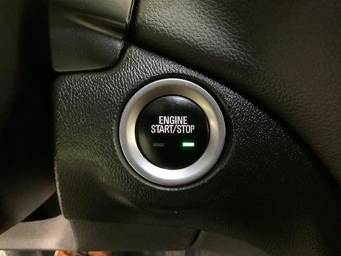 Used 2021 Chevrolet Equinox LT w/ Driver Convenience Package AWD/4WD image 19