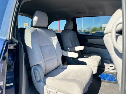 Used 2015 Honda Odyssey LX image 21