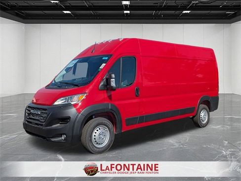 New 2026 RAM ProMaster 2500 w/ Convenience Group image 1