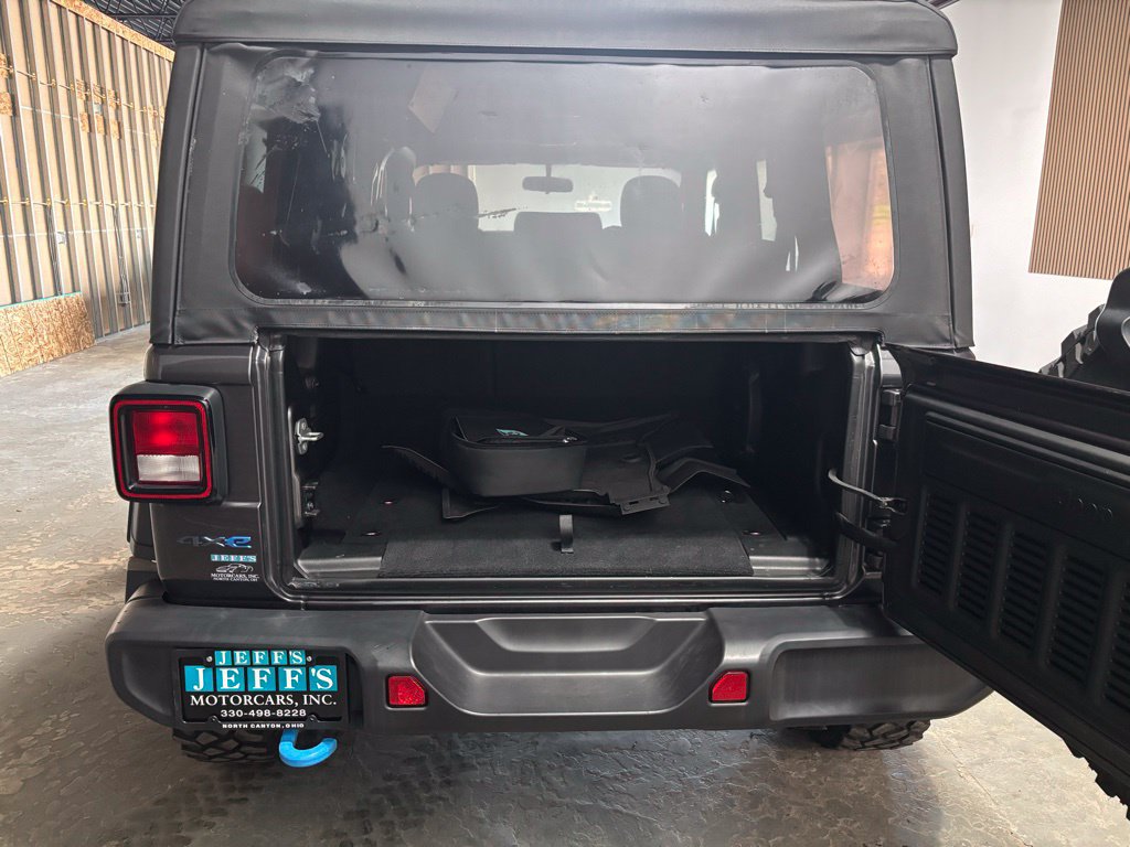 Used 2023 Jeep Wrangler Unlimited AWD/4WD image 7