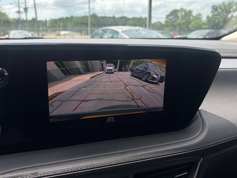 Used 2025 Buick Encore GX Preferred FWD image 23