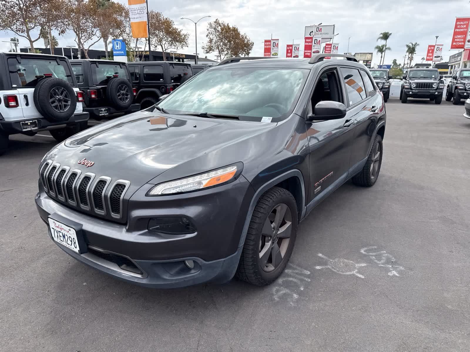 Used 2017 Jeep Cherokee 75th Anniversary FWD image 20