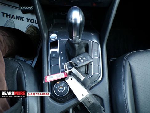 Used 2019 Volkswagen Tiguan SE image 43