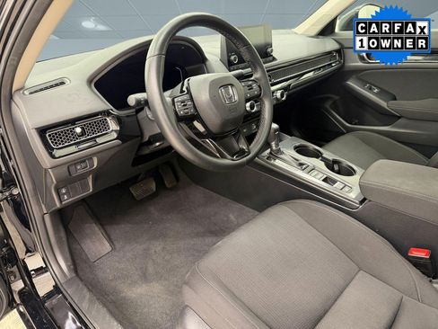 Used 2023 Honda Civic EX image 4