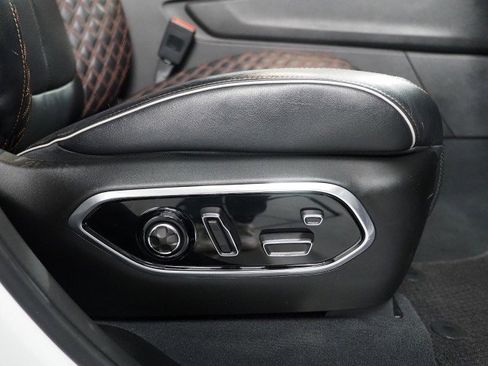 Used 2023 Jeep Grand Cherokee Summit 4xe w/ Advanced Protech Group IV image 88