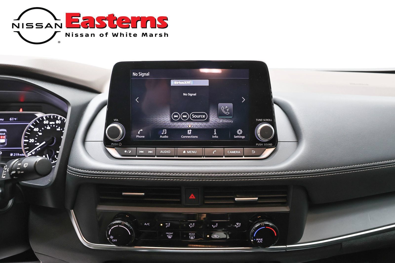 Used 2023 Nissan Rogue S AWD/4WD image 12