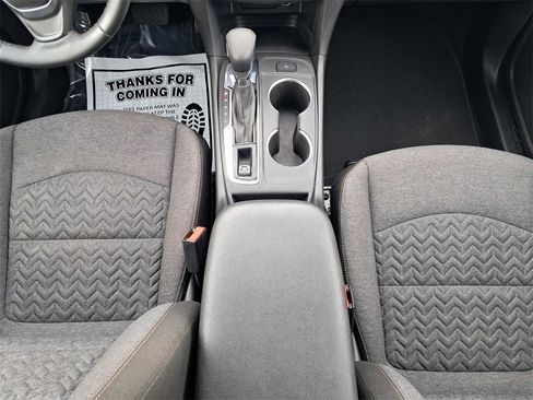 Used 2023 Chevrolet Equinox LT image 18