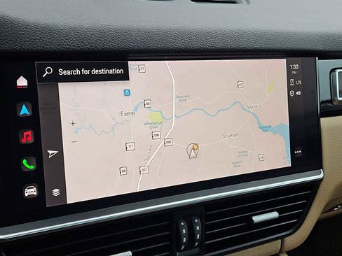 Certified 2023 Porsche Cayenne Platinum Edition image 27