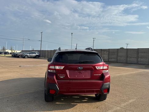 Used 2018 Subaru Crosstrek 2.0i AWD/4WD image 19