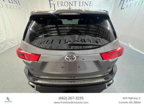 Used 2018 Toyota Highlander Limited Platinum AWD/4WD image 6