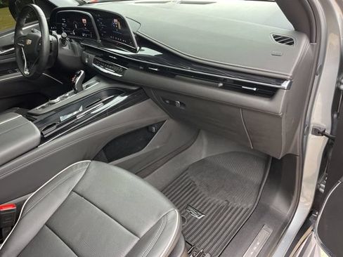 Used 2024 Cadillac Escalade Sport w/ LPO, ONYX Package AWD/4WD image 44