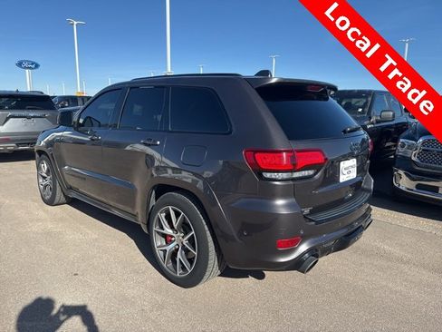 Used 2018 Jeep Grand Cherokee SRT image 3
