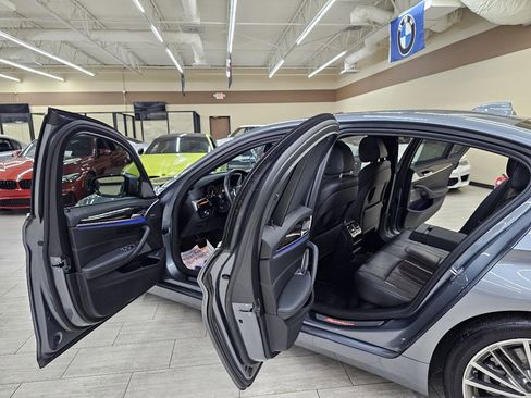 Used 2019 BMW 540i xDrive image 17