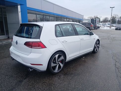 Used 2018 Volkswagen GTI SE w/ SE Leather Package image 9