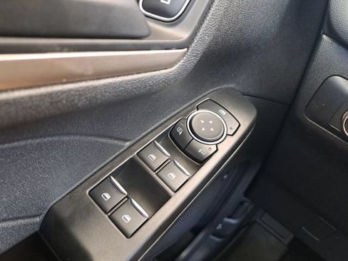Certified 2022 Ford Escape S AWD/4WD image 22