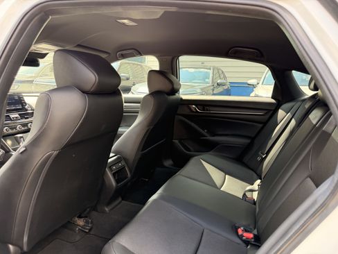 Used 2022 Honda Accord Sport image 28