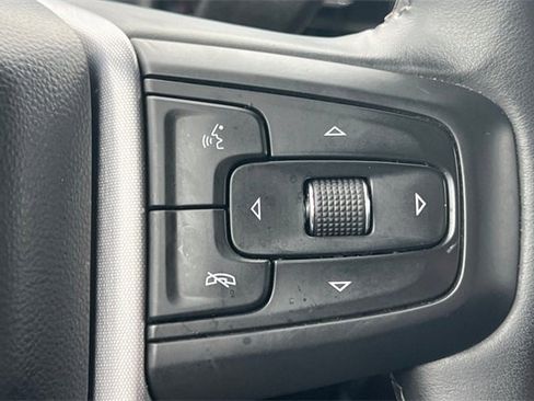 Used 2024 GMC Sierra 1500 SLT image 31