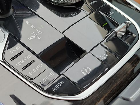 Used 2019 BMW X7 xDrive40i w/ Premium Package image 38