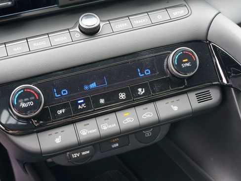 New 2025 Hyundai Elantra N image 12