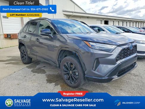 Used 2024 Toyota RAV4 XSE image 5
