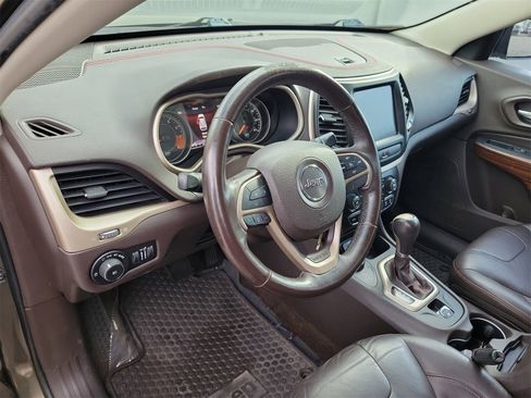 Used 2015 Jeep Cherokee Trailhawk w/ Trailer Tow Group image 17