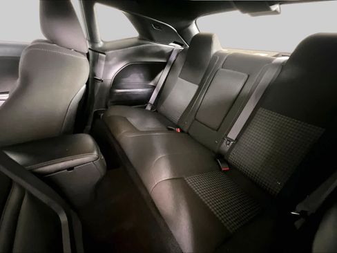 Used 2020 Dodge Challenger R/T RWD image 13